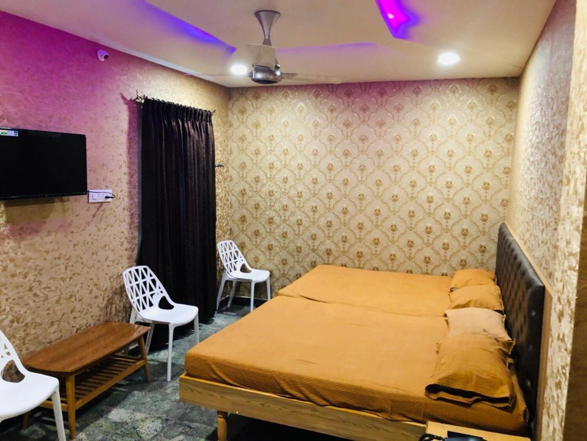 C M Hotel Dharmapuri Zewnętrze zdjęcie